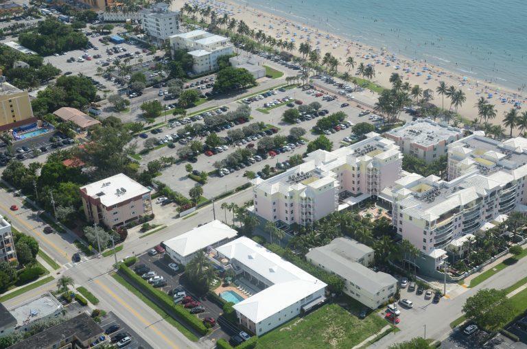 Carriage House Resort Deerfield Beach Exterior foto